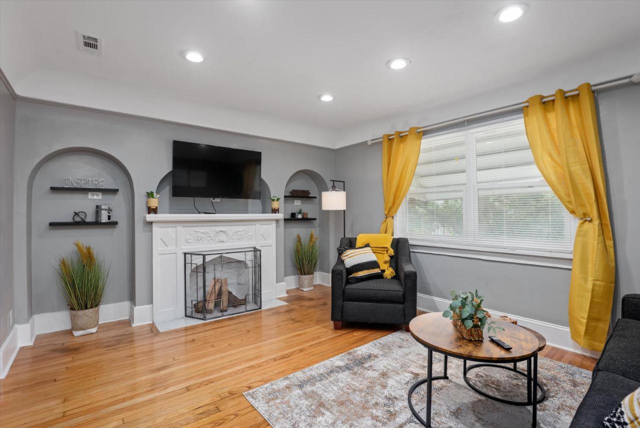 Modern & Cozy East Side Gem ~ Queen Beds ~ Parking Détroit Extérieur photo